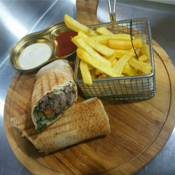 Delicious beef shawarma from Bob's Diner in Ikeja, Lagos. Try the best shawarma in Ikeja