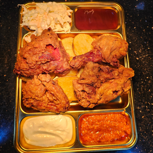 Broasted chicken. Maincourse dish